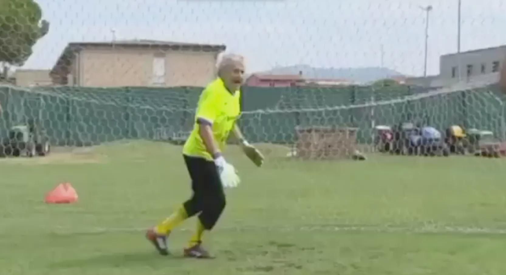 乐鱼体育-老当益壮!太阳报:82岁前意甲门将准备在第七级别联赛复出